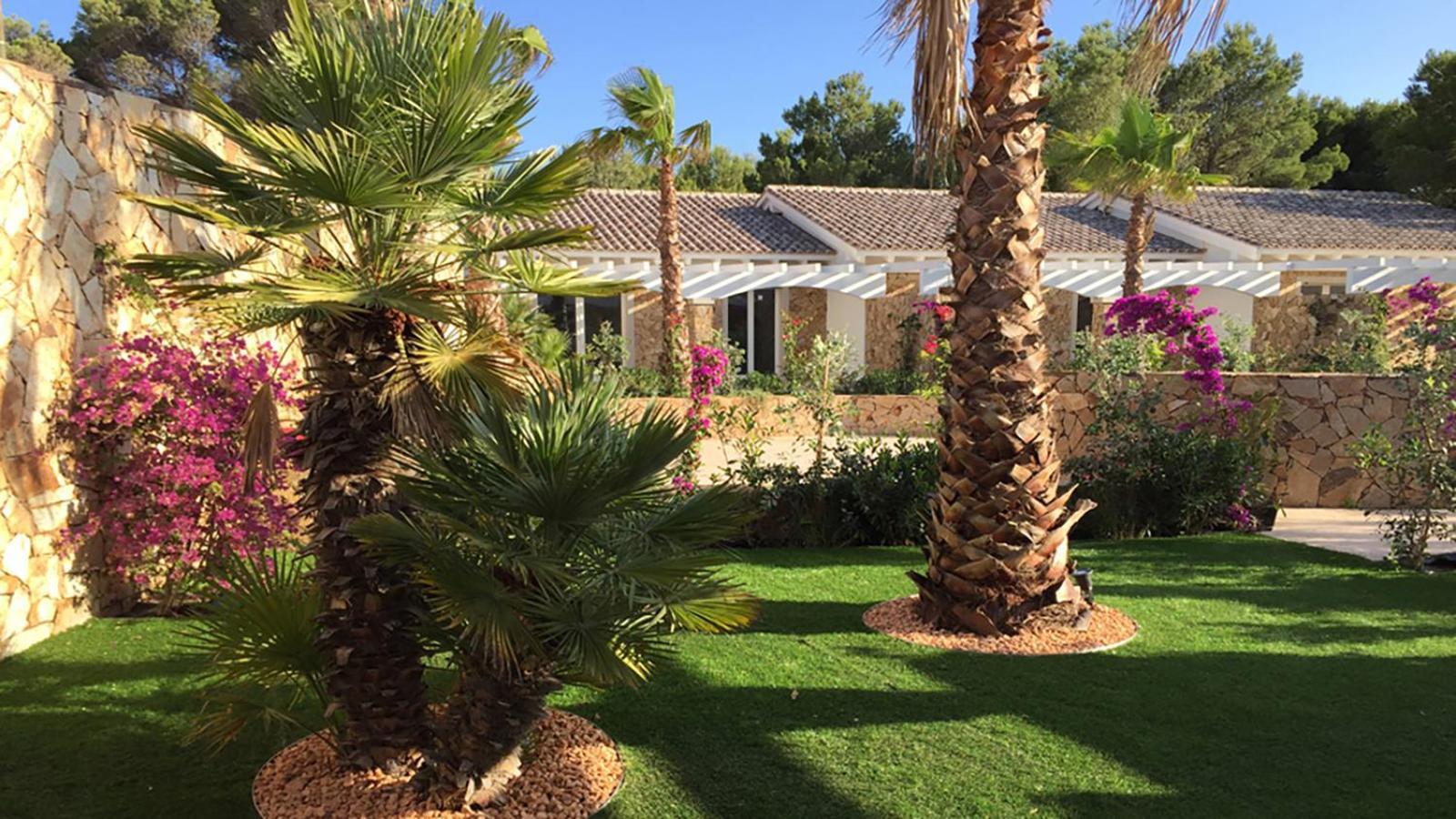Residence Elegance Ville Ed Appartamenti A Porto Pino Exteriör bild